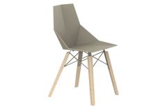 Chaise design tendance SO-CHIC, piètement 4 pieds acier blanc, assise  garnie, habillage 100% laine type feutre
